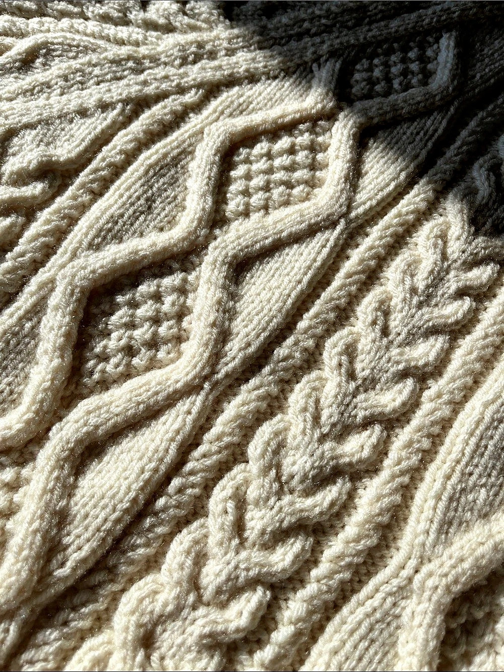 *Hand knit in Newfoundland* Cable Knit Crewneck Sweater in Cream Like New - Picture 2 of 4